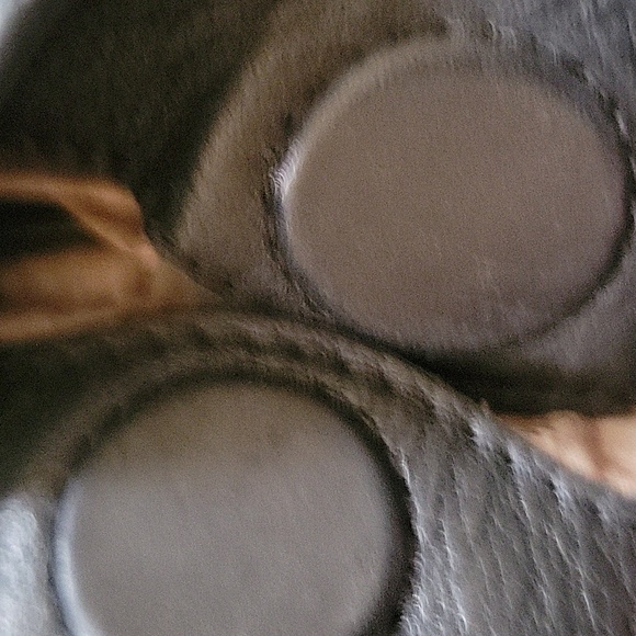 Black Women's Leather Tote Shoulder Bag - Picture 9 of 12